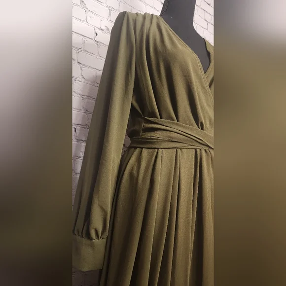 Baltic Born Lydia- Long Sleeve Maxi Dress Olive green - Picture 3 of 11